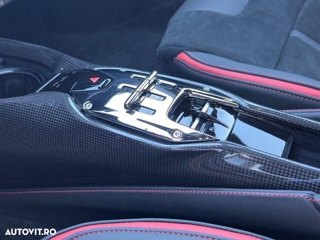Ferrari SF90 Stradale - 17