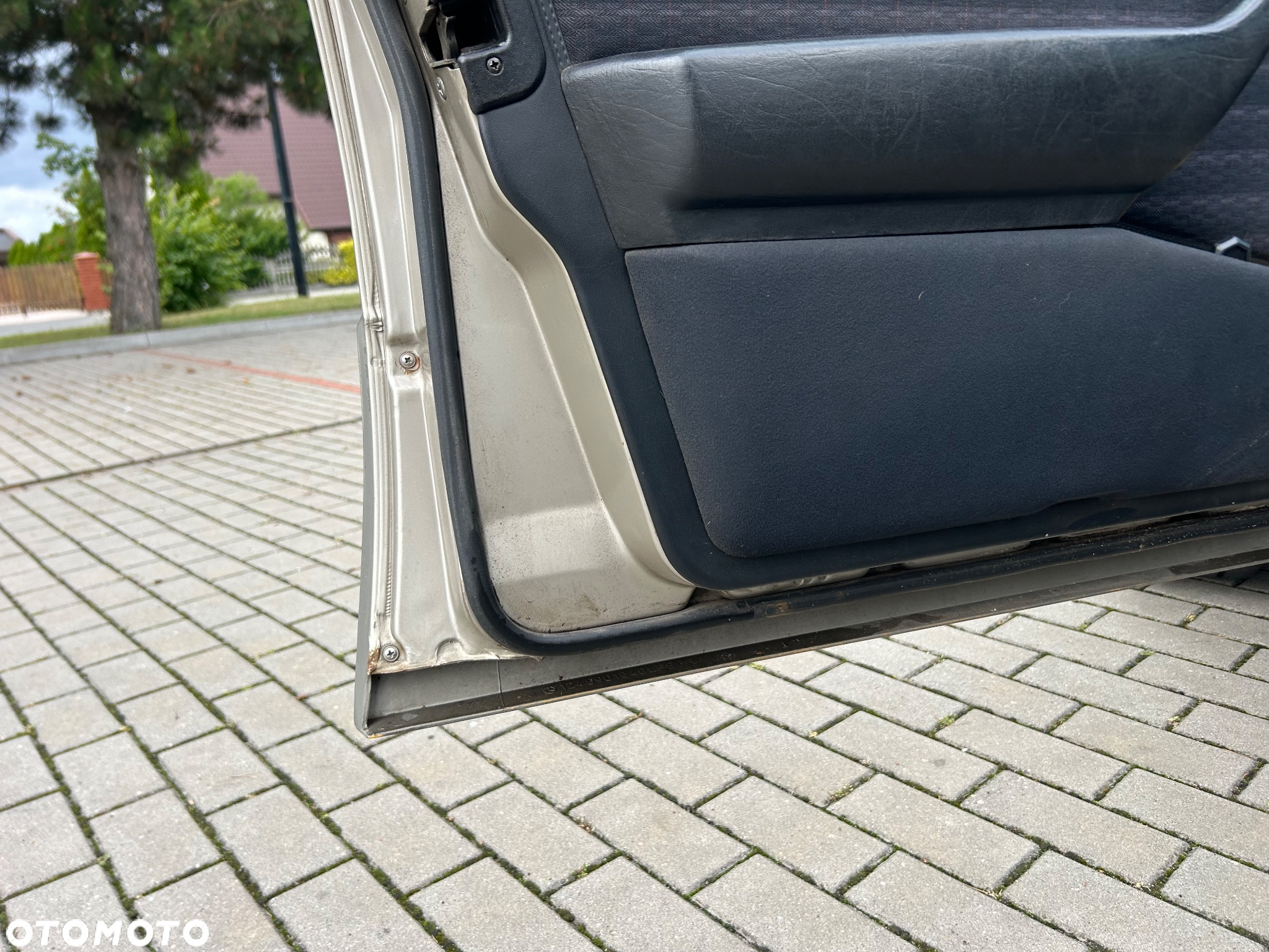 Mercedes-Benz W124 (1984-1993) - 17