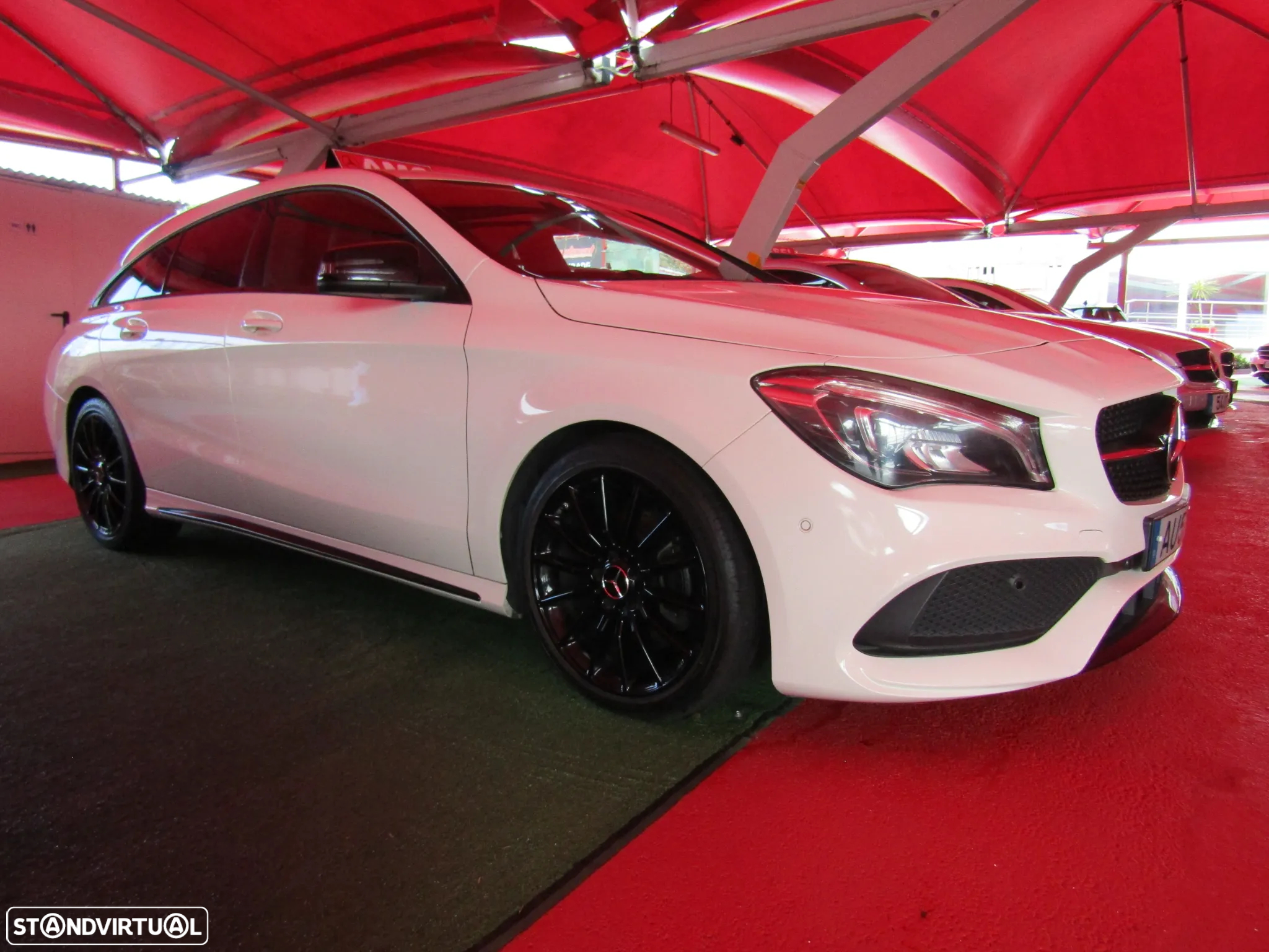 Mercedes-Benz CLA 200 d Shooting Brake AMG Line Aut. - 3