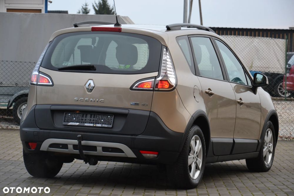 Renault Scenic dCi 110 Xmod Paris - 11