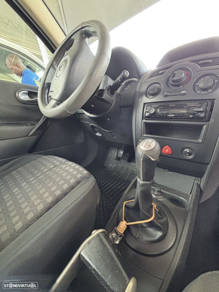 Renault Mégane Break 1.5 dCi Confort - 19