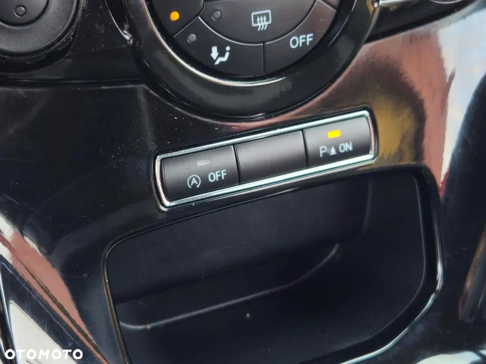 Ford Fiesta 1.0 EcoBoost Titanium ASS - 35