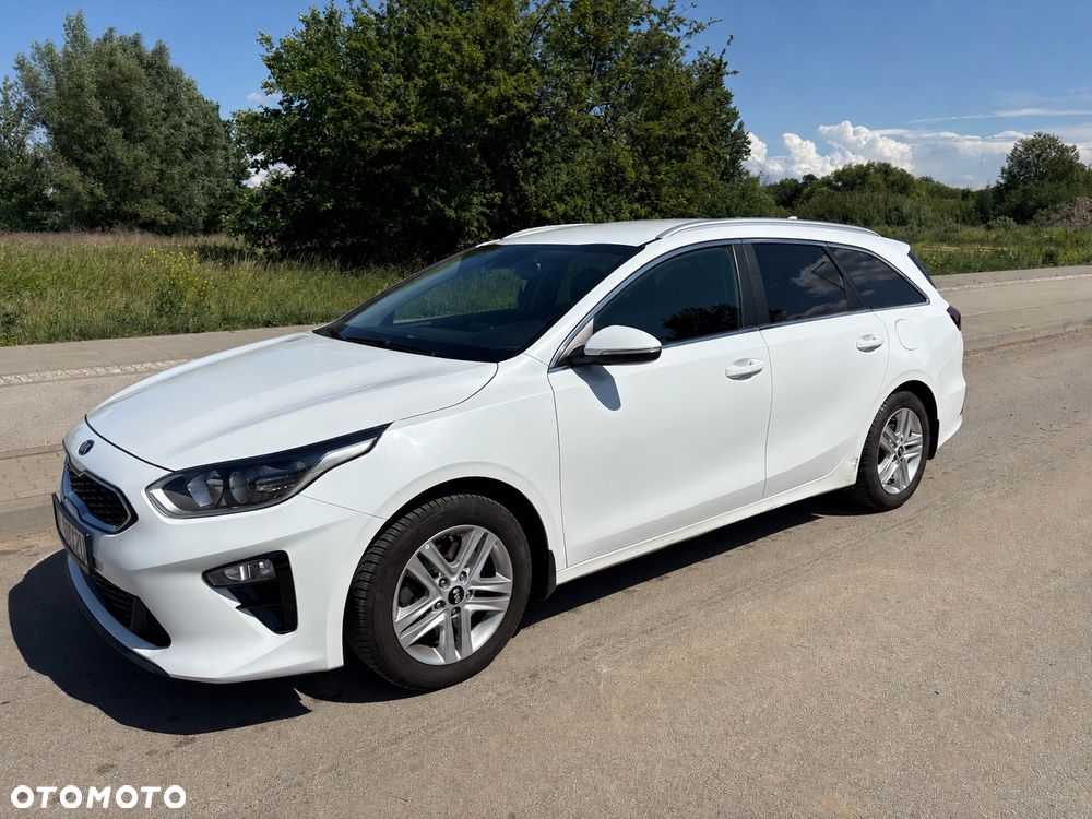 Kia Ceed 1.4 L - 18