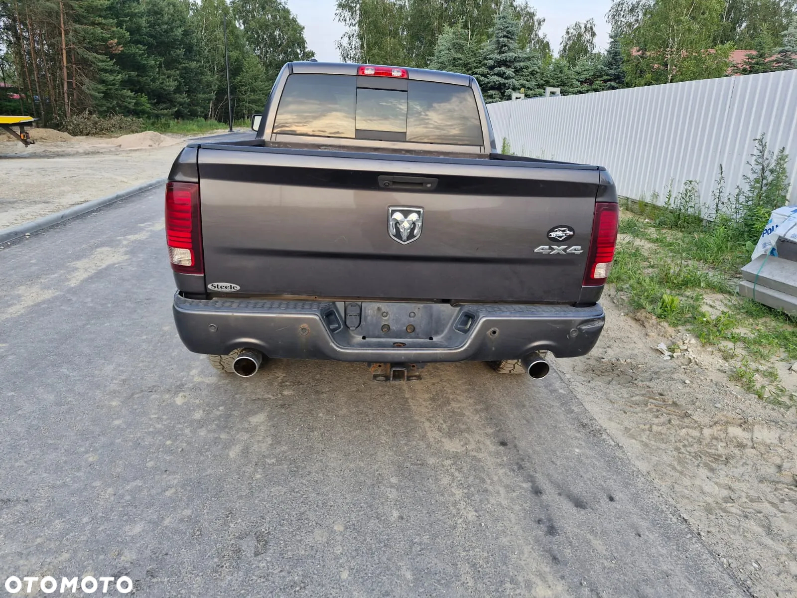 Dodge RAM 1500 5.7 4x4 - 10