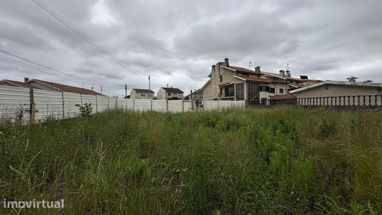 Terreno Urbano com Projeto Aprovado junto ao Glicinias - Grande imagem: 4/7