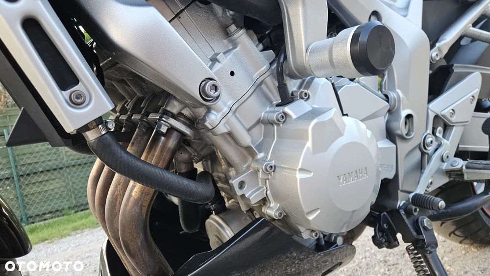 Yamaha FZ6 - 14