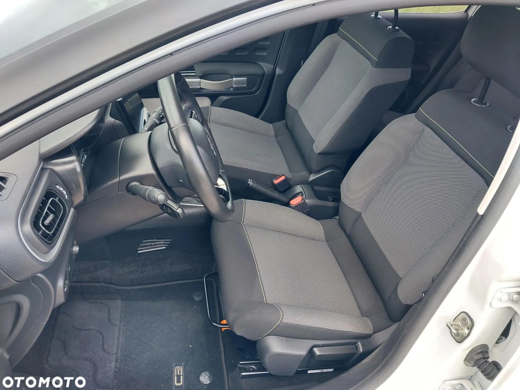 Citroën C3 Pure Tech 110 S&S EAT6 ELLE - 7