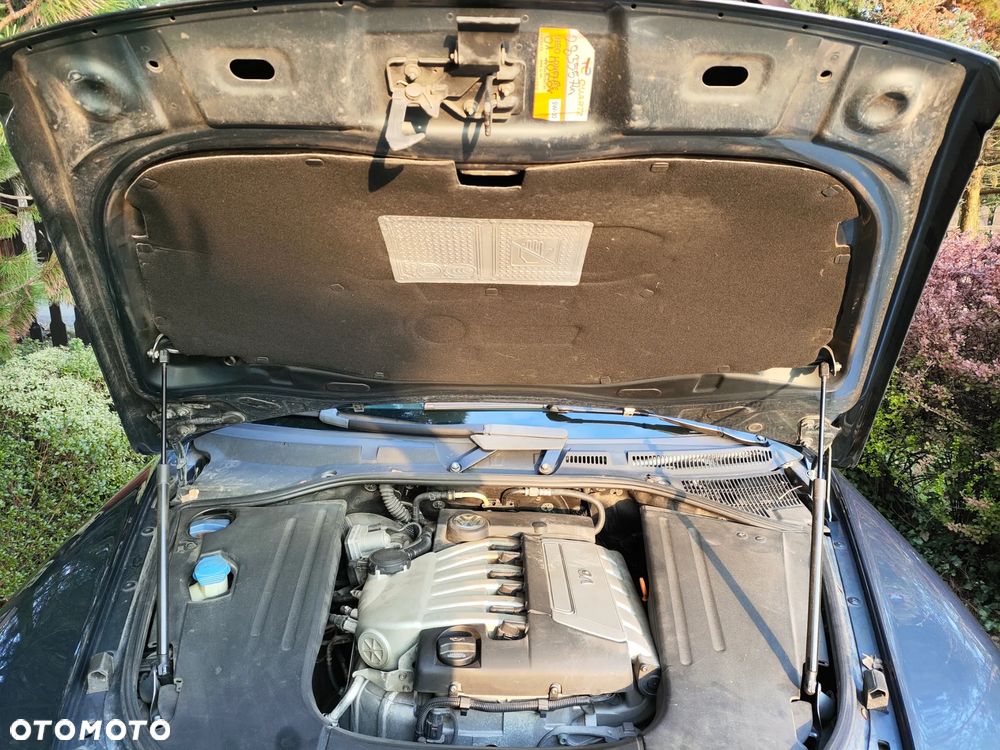 Volkswagen Touareg 3.2 V6 Automatik - 29