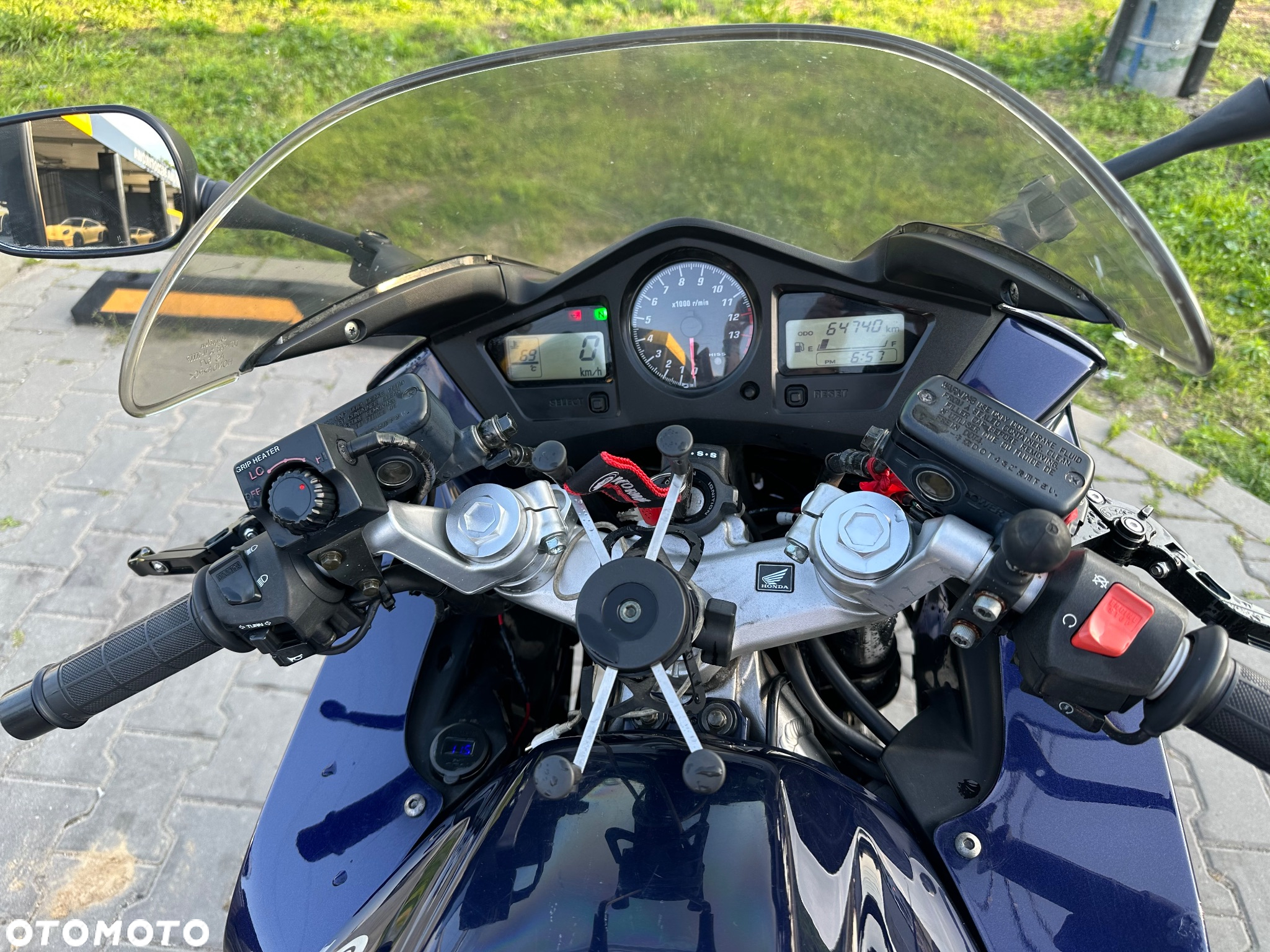 Honda VFR - 2