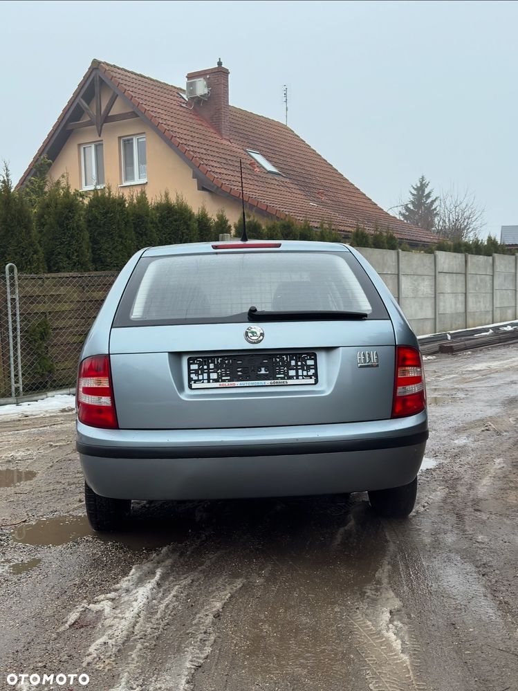Skoda Fabia 1.2 HTP Combi Classic - 4