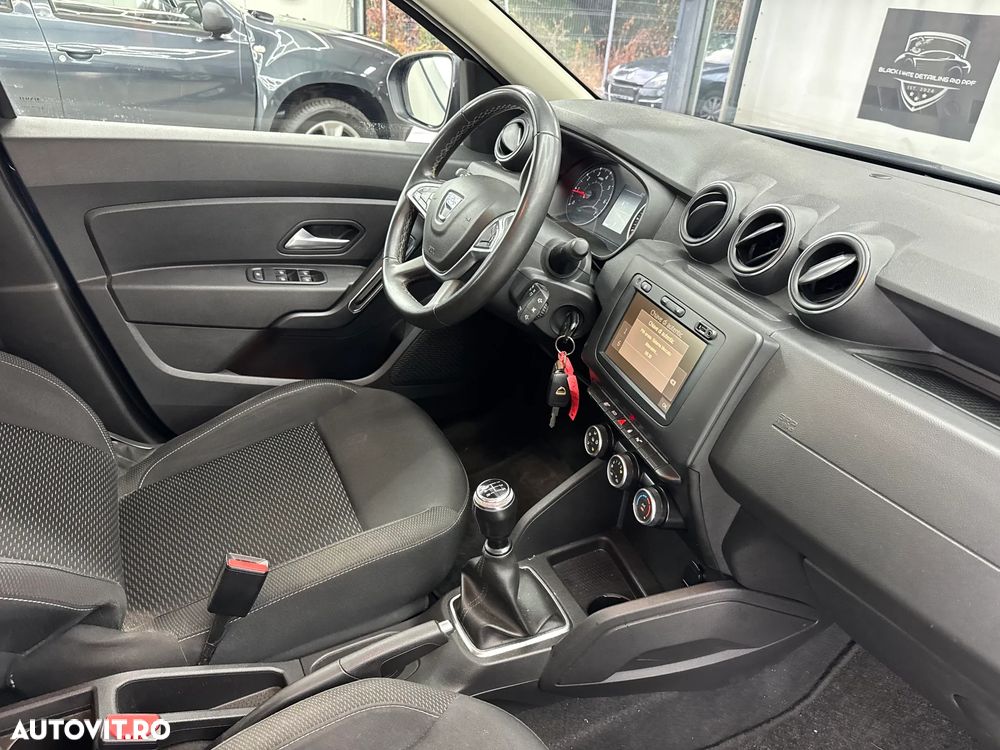 Dacia Duster 1.6 4x2 Laureate - 6