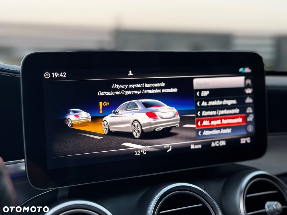 Mercedes-Benz Klasa C 220 d 4MATIC 9G-TRONIC - 33