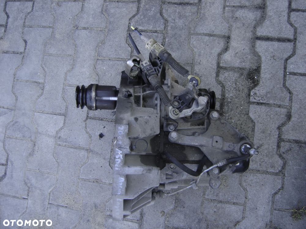 Skrzynie biegów Renault ,Dacia  1.5 dci,1.9Dci,2.0 dci,1.2b,1.4,1.6,2.0b