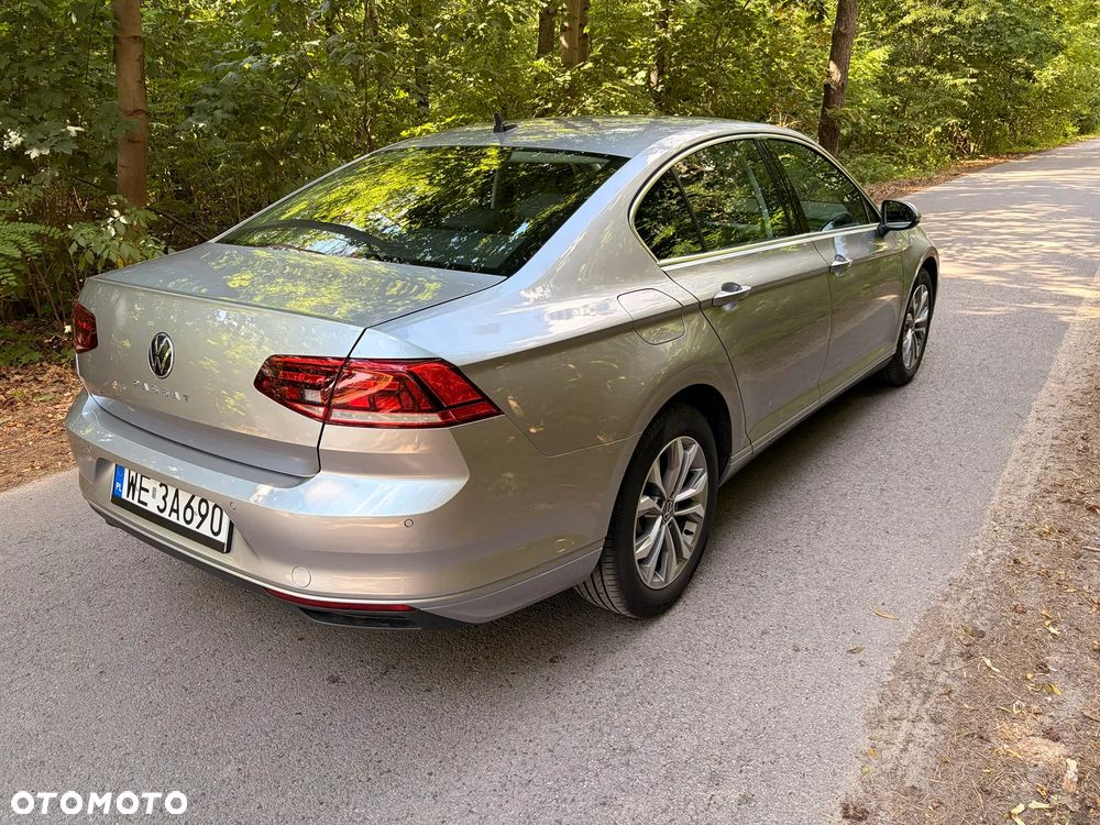 Volkswagen Passat 2.0 TDI EVO Elegance - 10