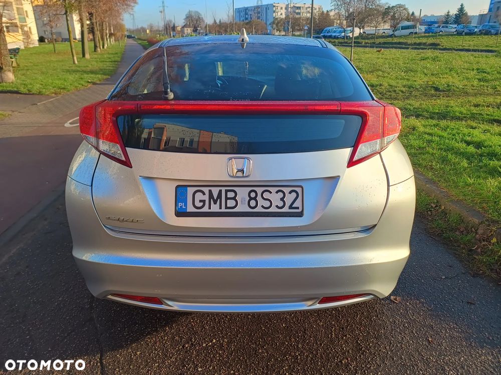 Honda Civic 1.4 Comfort - 11