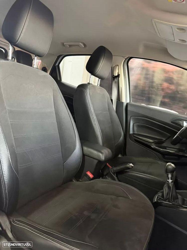 Ford EcoSport 1.0 EcoBoost ST-LINE - 12
