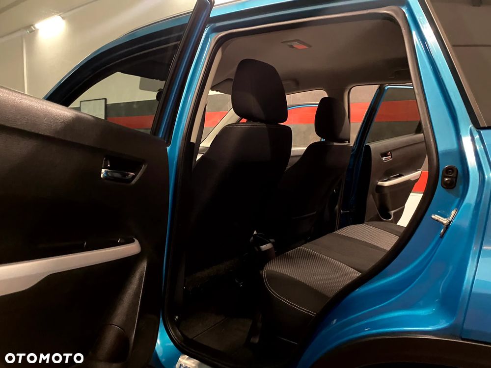 Suzuki Vitara 1.6 Premium 2WD - 18