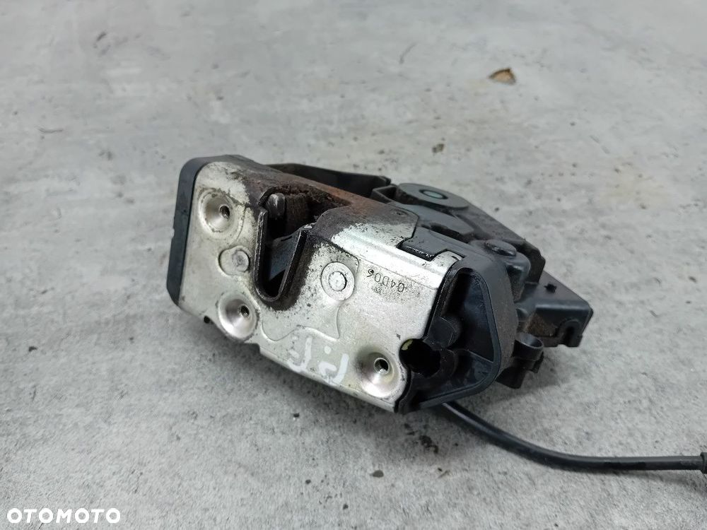 ZAMEK DRZWI PRAWY PRZÓD SMART FORFOUR I A4547200235 25002758 - 3