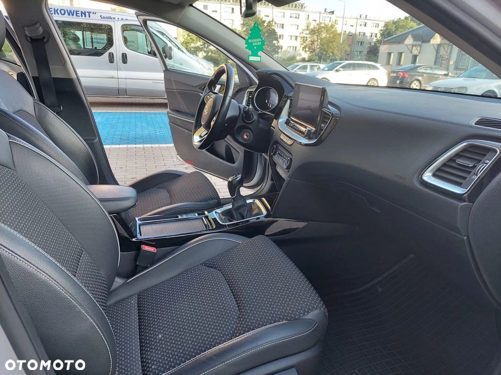 Kia Ceed - 18