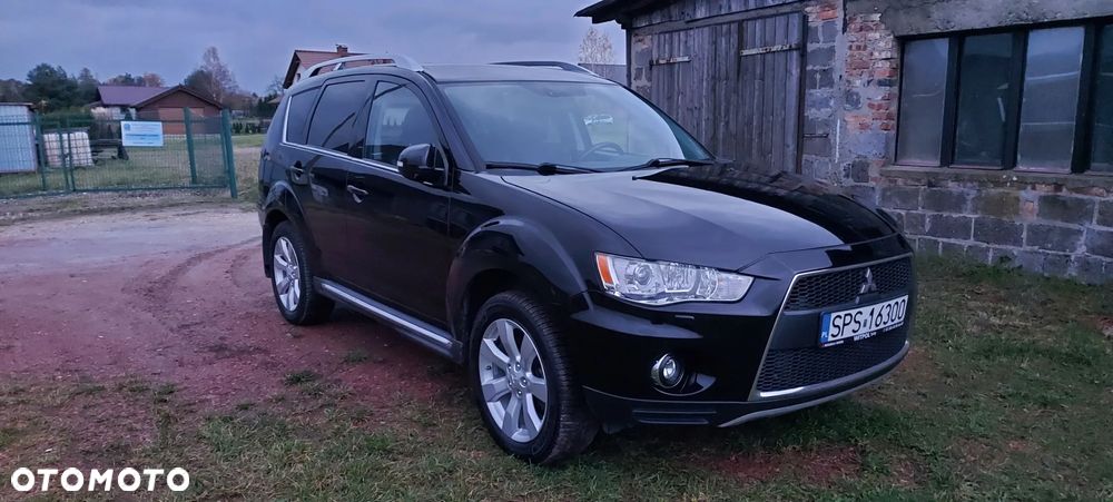 Mitsubishi Outlander 2.0 DID Intense + - 4