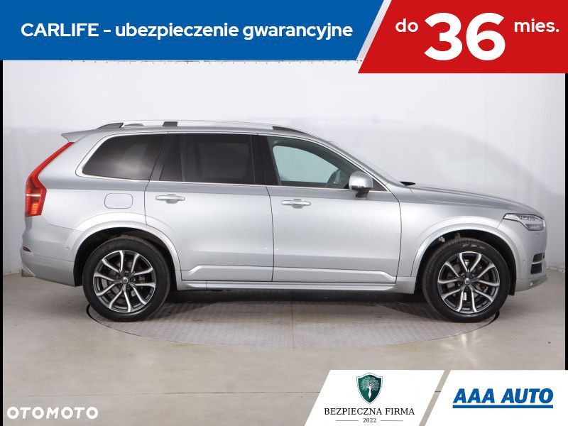 Volvo XC 90 - 8
