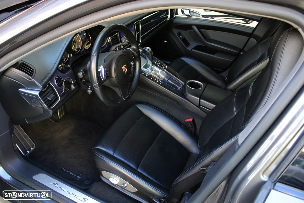 Porsche Panamera S Hybrid - 22
