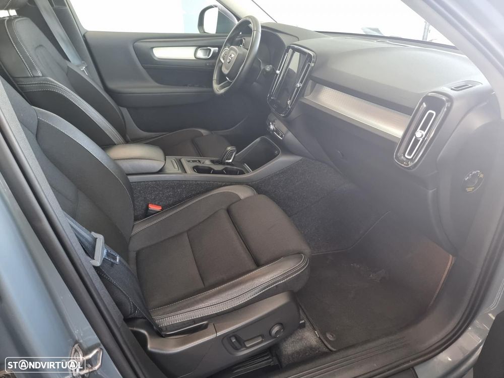 Volvo XC 40 2.0 D3 Momentum Plus Geartronic - 47