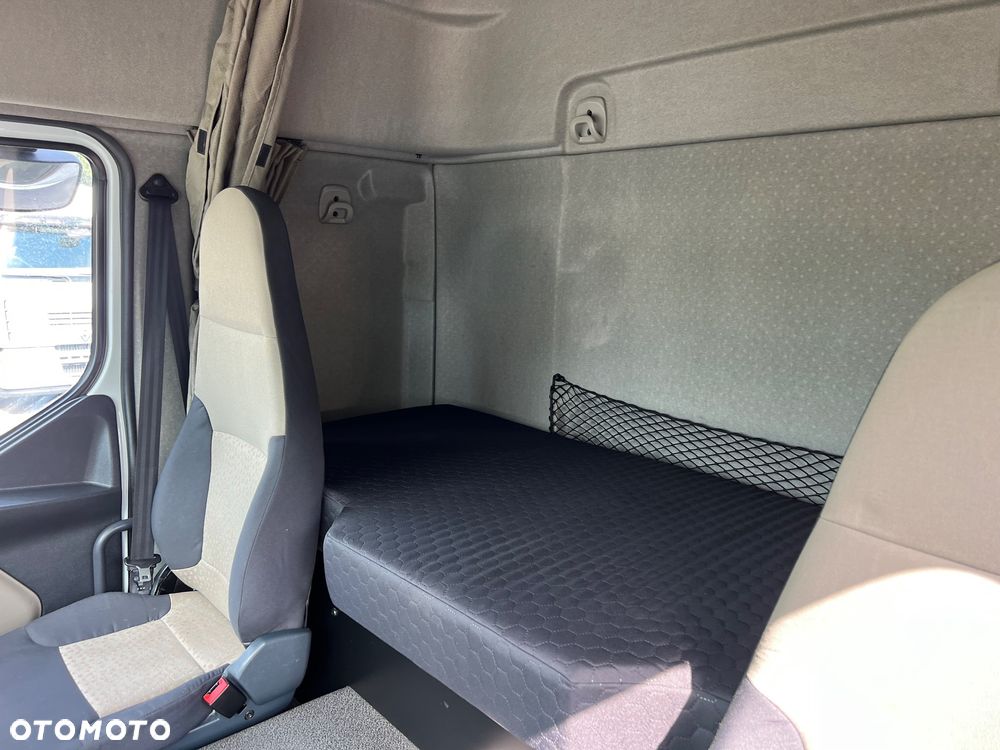 Renault PREMIUM 460 DXI EEV LANDER - 17