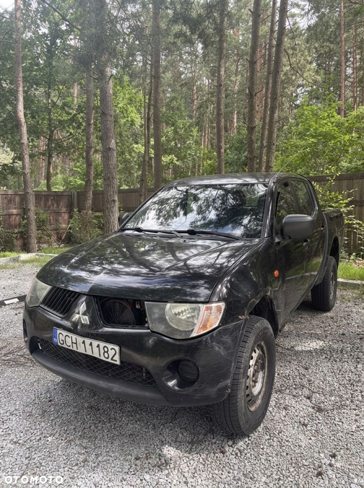 Mitsubishi L200 - 2
