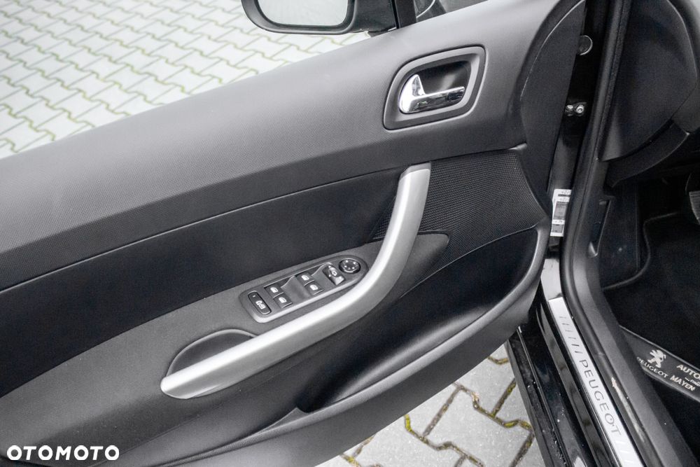 Peugeot 308 1.6 Premium - 16