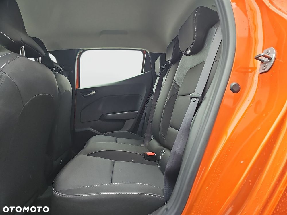 Renault Clio 1.0 TCe Evolution - 22