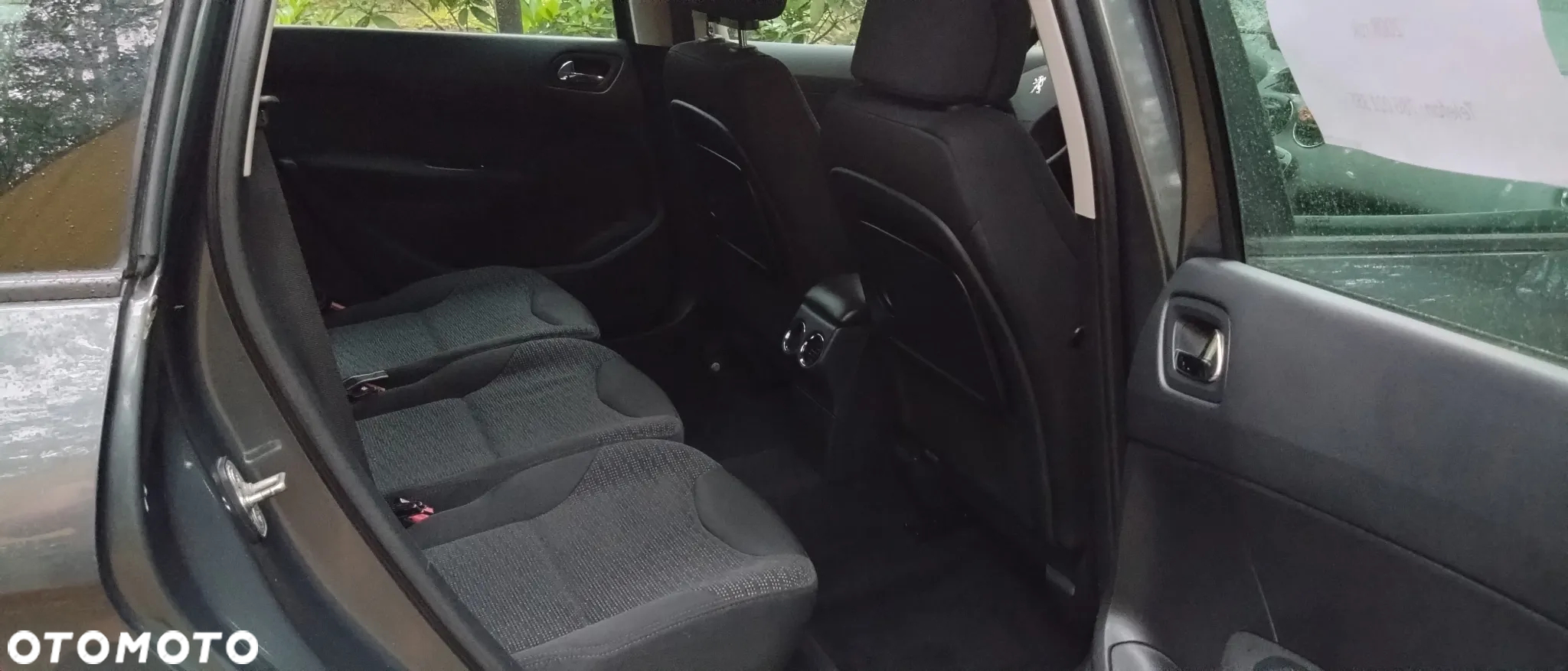 Peugeot 308 1.6 Premium Plus - 22