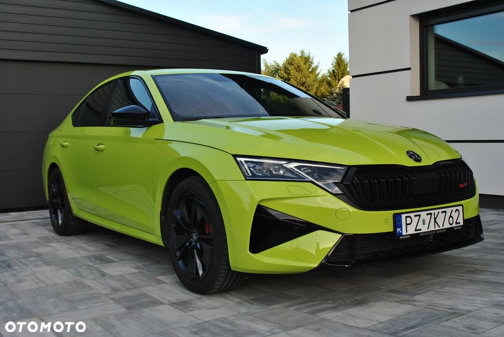 Skoda Octavia 2.0 TSI RS DSG - 2