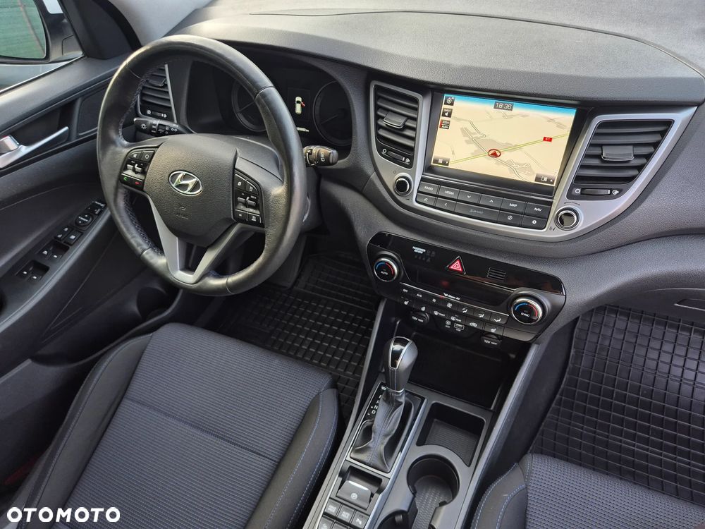 Hyundai Tucson 2.0 CRDI 4WD Automatik Style - 27