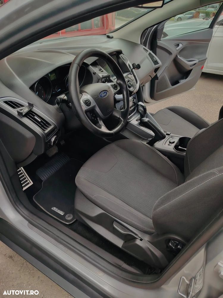 Ford Focus - 5