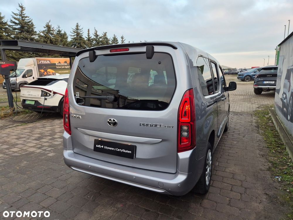Toyota Proace City Verso Long 1.5 D-4D Business - 10