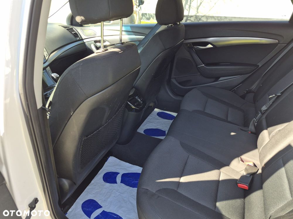 Hyundai i40 Kombi 1.7 CRDi Premium - 27