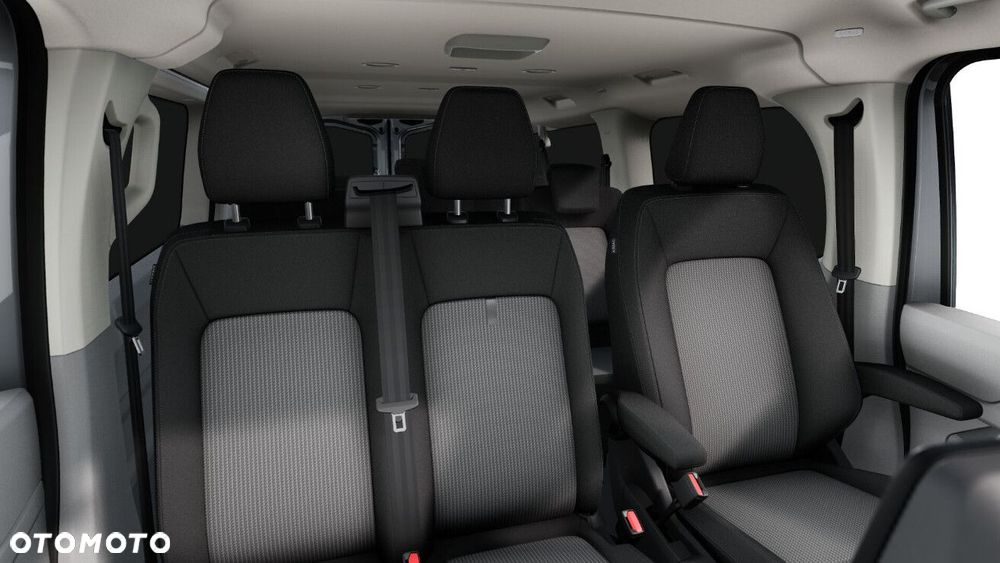 Volkswagen Caravelle - 7