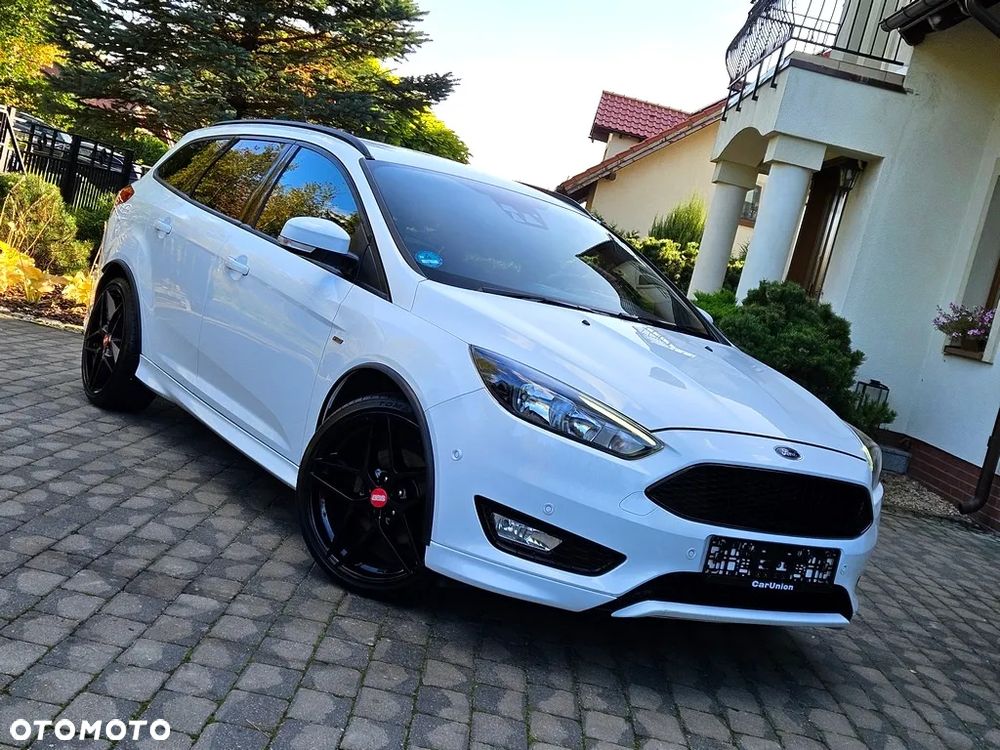 Ford Focus Turnier 1.5 EcoBoost Start-Stopp-System ST-Line - 2