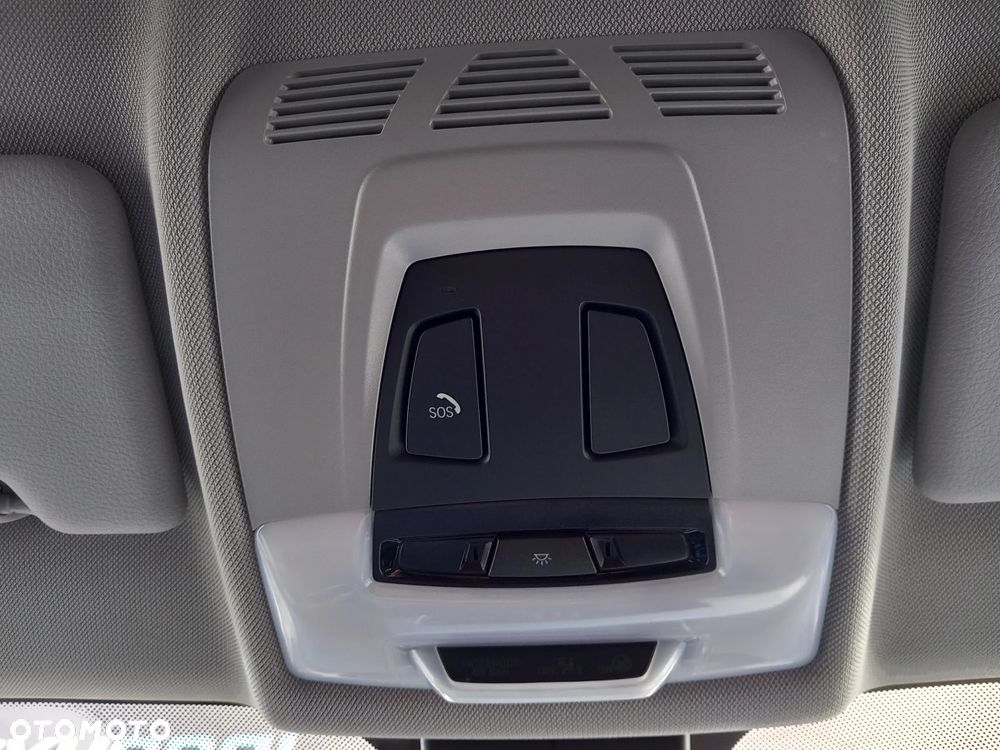 BMW X2 sDrive18i GPF Advantage - 31