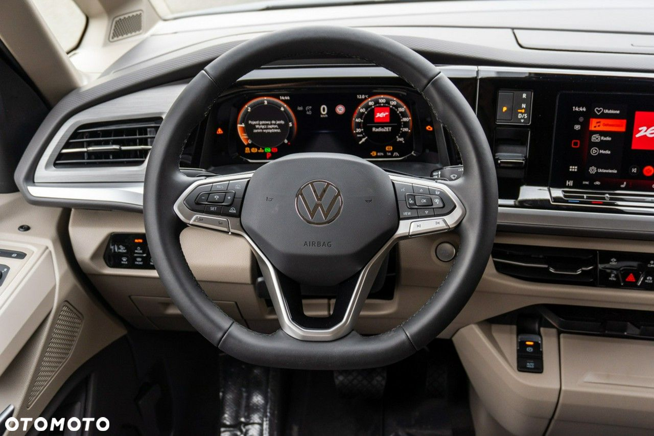 Volkswagen Multivan - 19