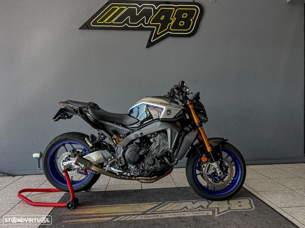 Yamaha MT-09 - 1