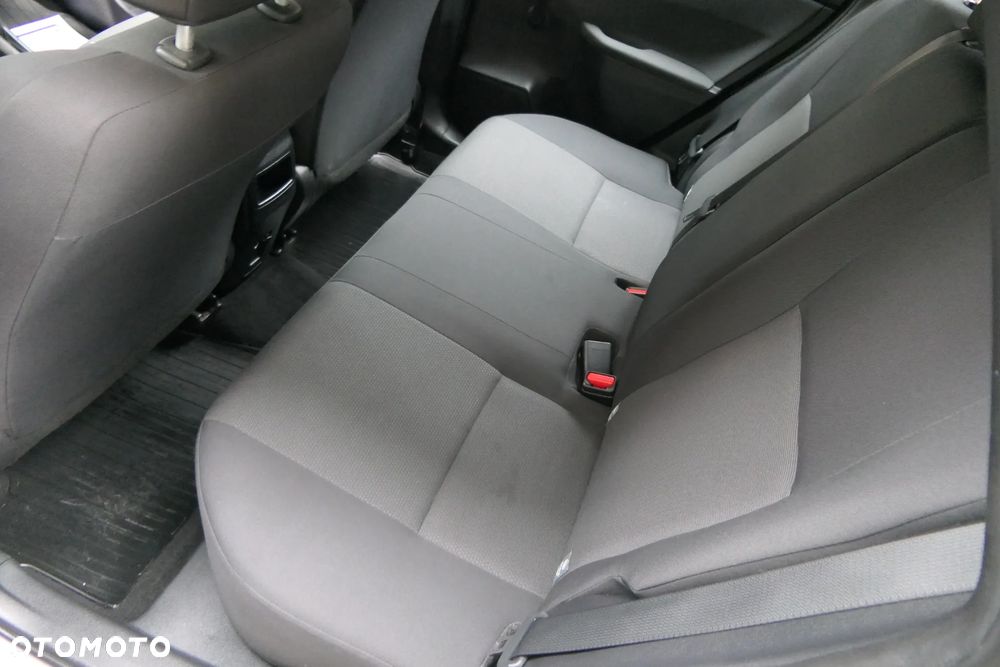 Toyota Auris 1.33 VVT-i Active - 20