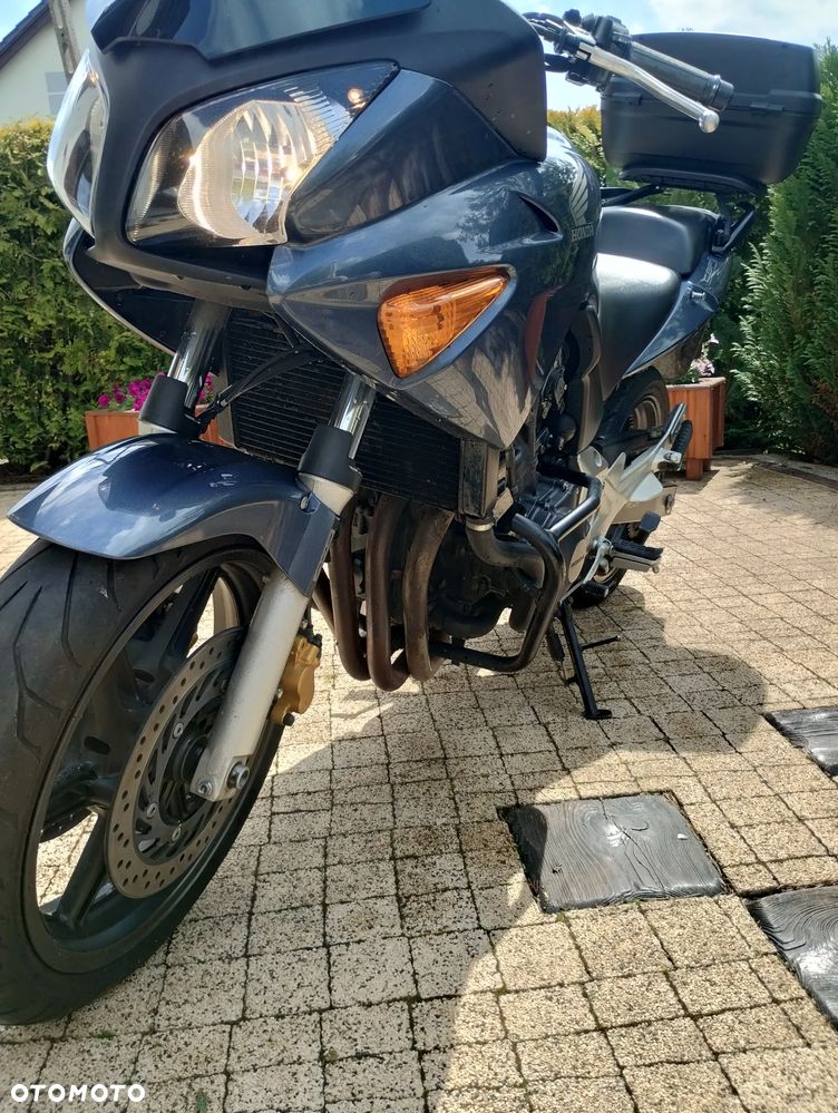 Honda CBF - 9
