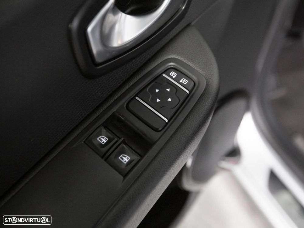 Renault Clio 1.5 dCi Limited EDition - 24