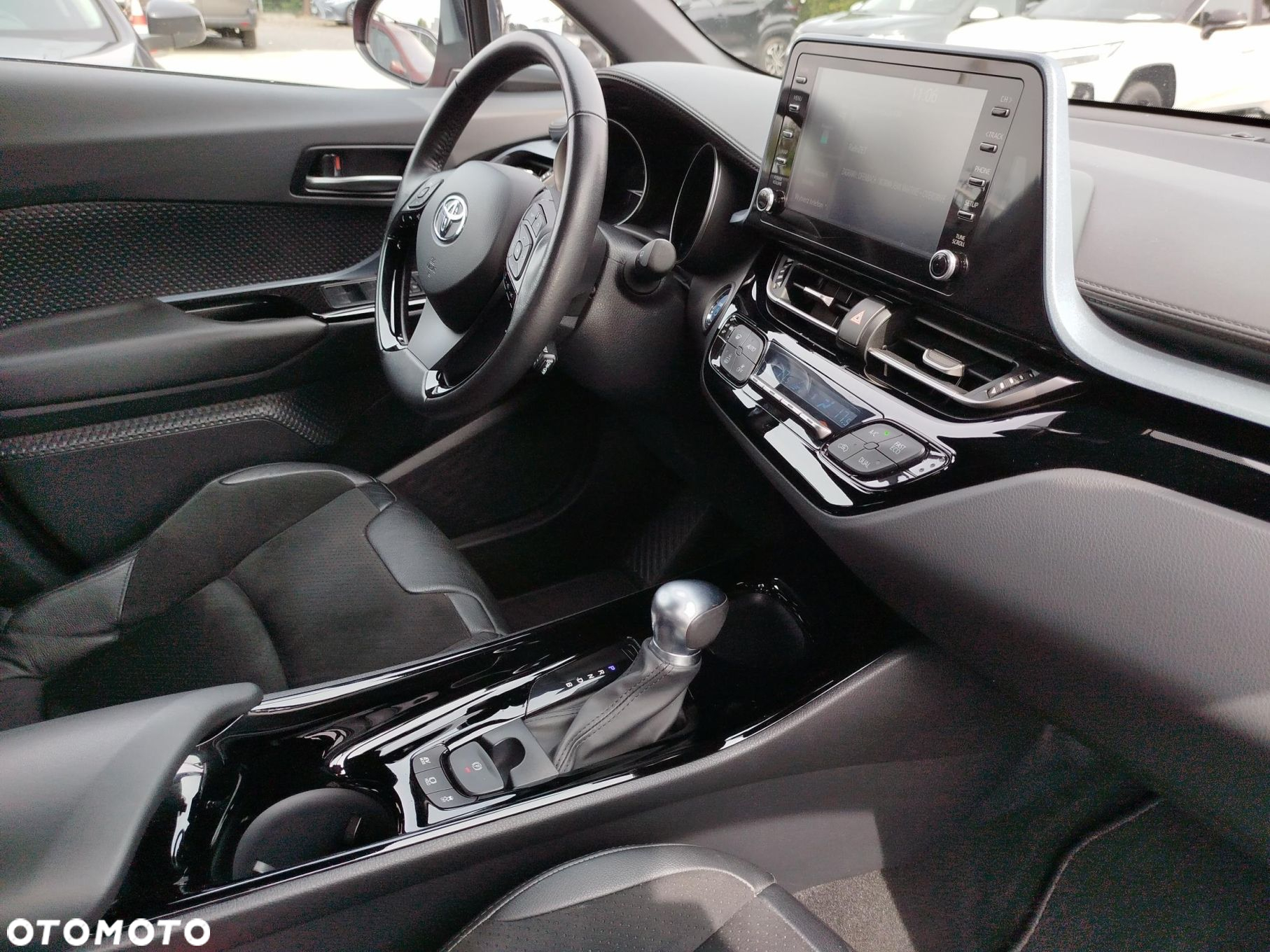 Toyota C-HR - 9
