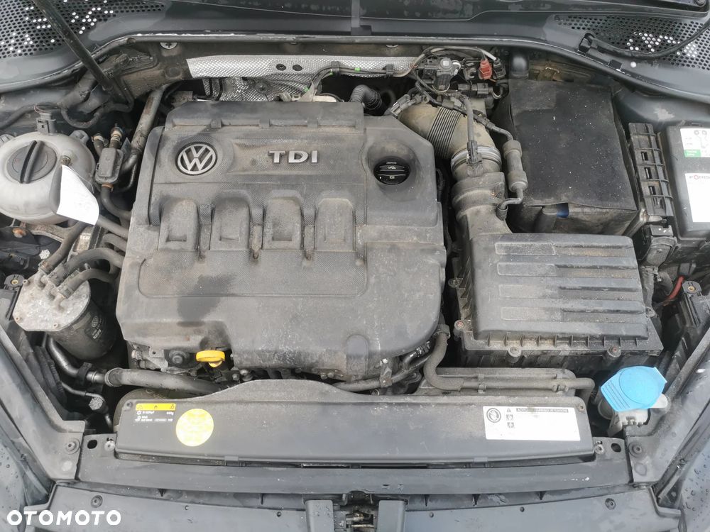 Volkswagen Golf 2.0 TDI BlueMotion Technology Allstar - 32