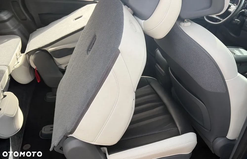 Kia EV9 99.8kWh GT-Line AWD - 18
