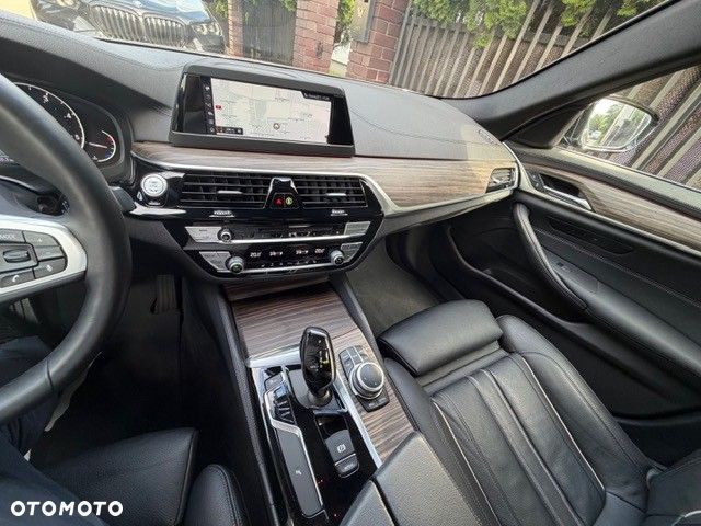 BMW Seria 5 520d Luxury Line - 6