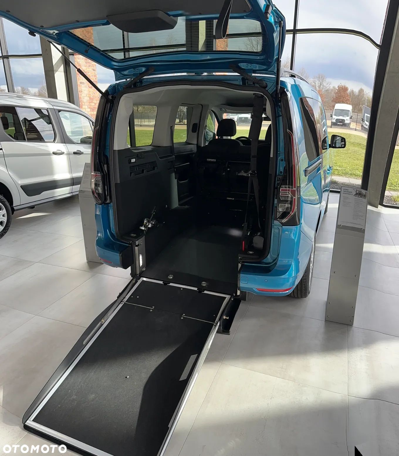 Volkswagen Caddy Maxi 1.5 TSI Life DSG - 1